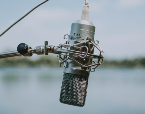Walking the Talk? Do ESG Investors Invest Responsibly? Sustainable Wealth Academy